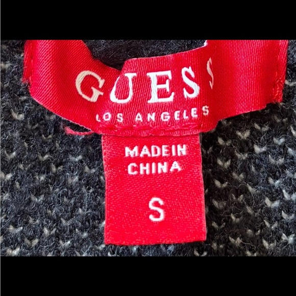 GUESS Black and White All Over Logo Crewneck Women’s Sweater Size Small - Picture 3 of 8